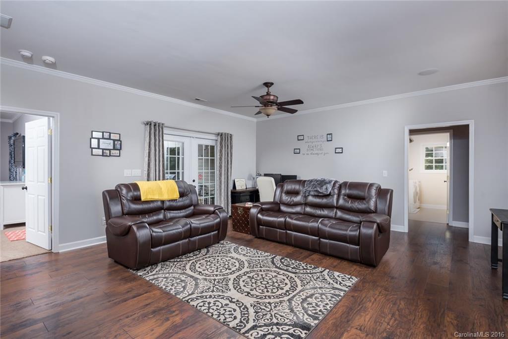 1566 Dirt Road Lancaster, SC 29720 - Photo 3 of 21