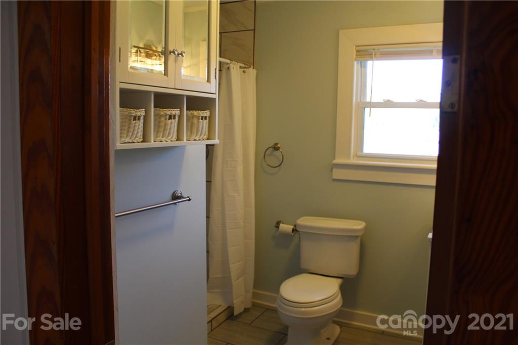 310 Oakdale Road Brevard, NC 28712 - Photo 12 of 22 Gallery Image 12