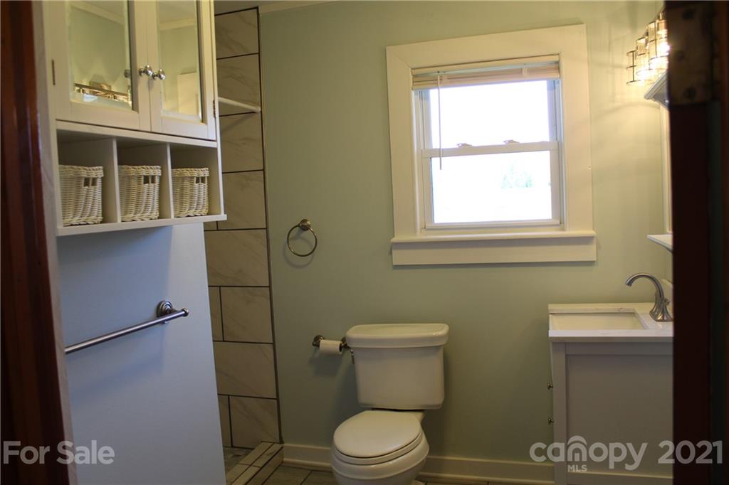 310 Oakdale Road Brevard, NC 28712 - Photo 14 of 22 Gallery Image 14