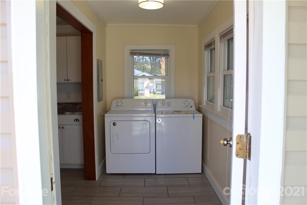 310 Oakdale Road Brevard, NC 28712 - Photo 15 of 22 Gallery Image 15