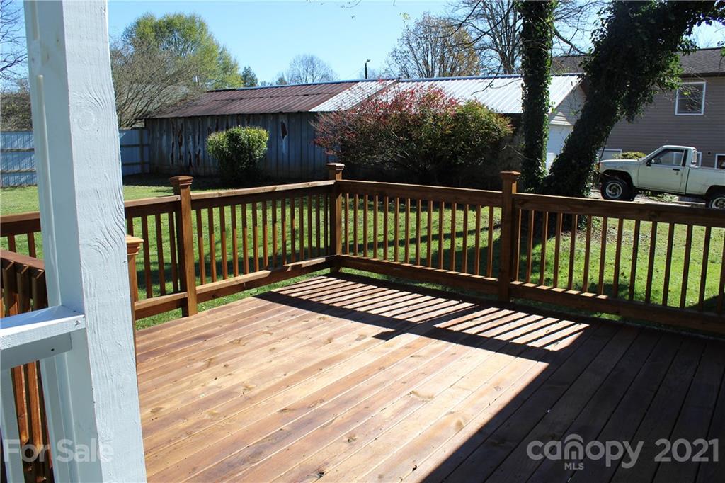 310 Oakdale Road Brevard, NC 28712 - Photo 16 of 22 Gallery Image 16