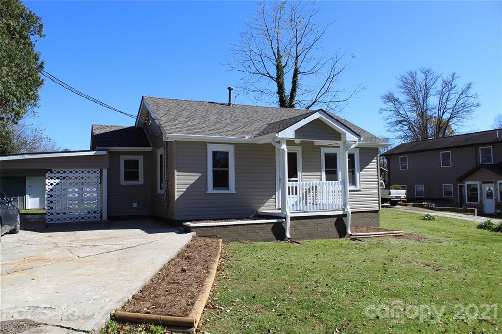 310 Oakdale Road Brevard, NC 28712 - Photo 20 of 22 Gallery Image 20