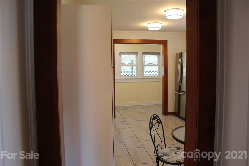310 Oakdale Road Brevard, NC 28712 - Photo 9 of 22 Gallery Image 9