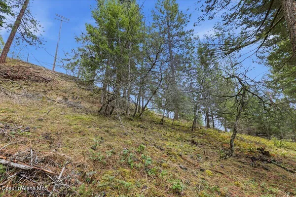 $275,000 | 2586 East Fernan Hill Road, Coeur D'Alene, ID 83814