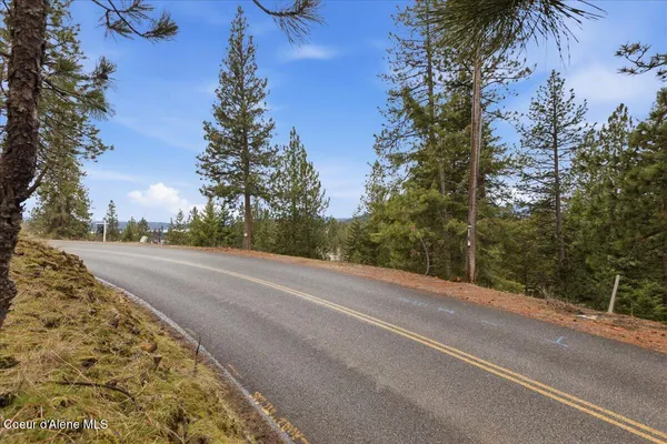 $275,000 | 2586 East Fernan Hill Road, Coeur D'Alene, ID 83814