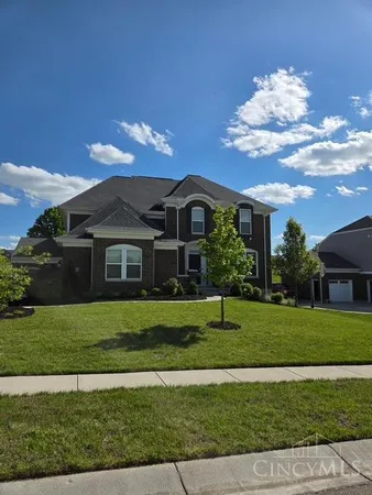 $729,900 | 2759 Buckridge Drive, Cincinnati, OH 45233