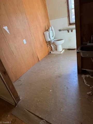 $154,900 | 1661 River Siloam Road, Siloam, NC 27047