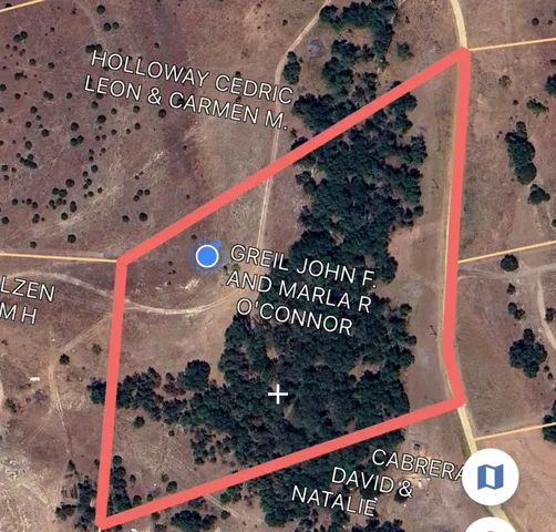 a view of an outdoor space