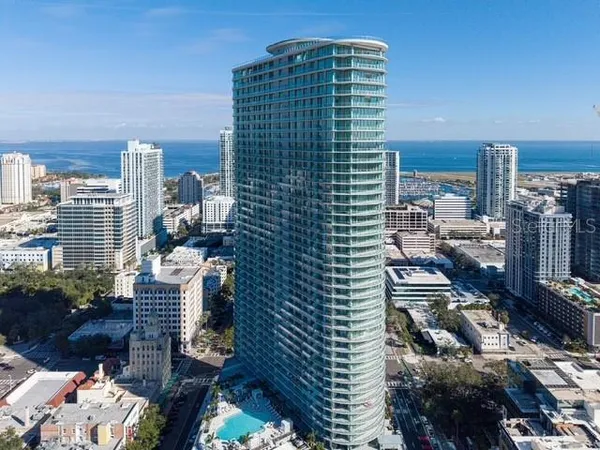 $7,000 | 400 Central Avenue, Unit 909, St. Petersburg, FL 33701