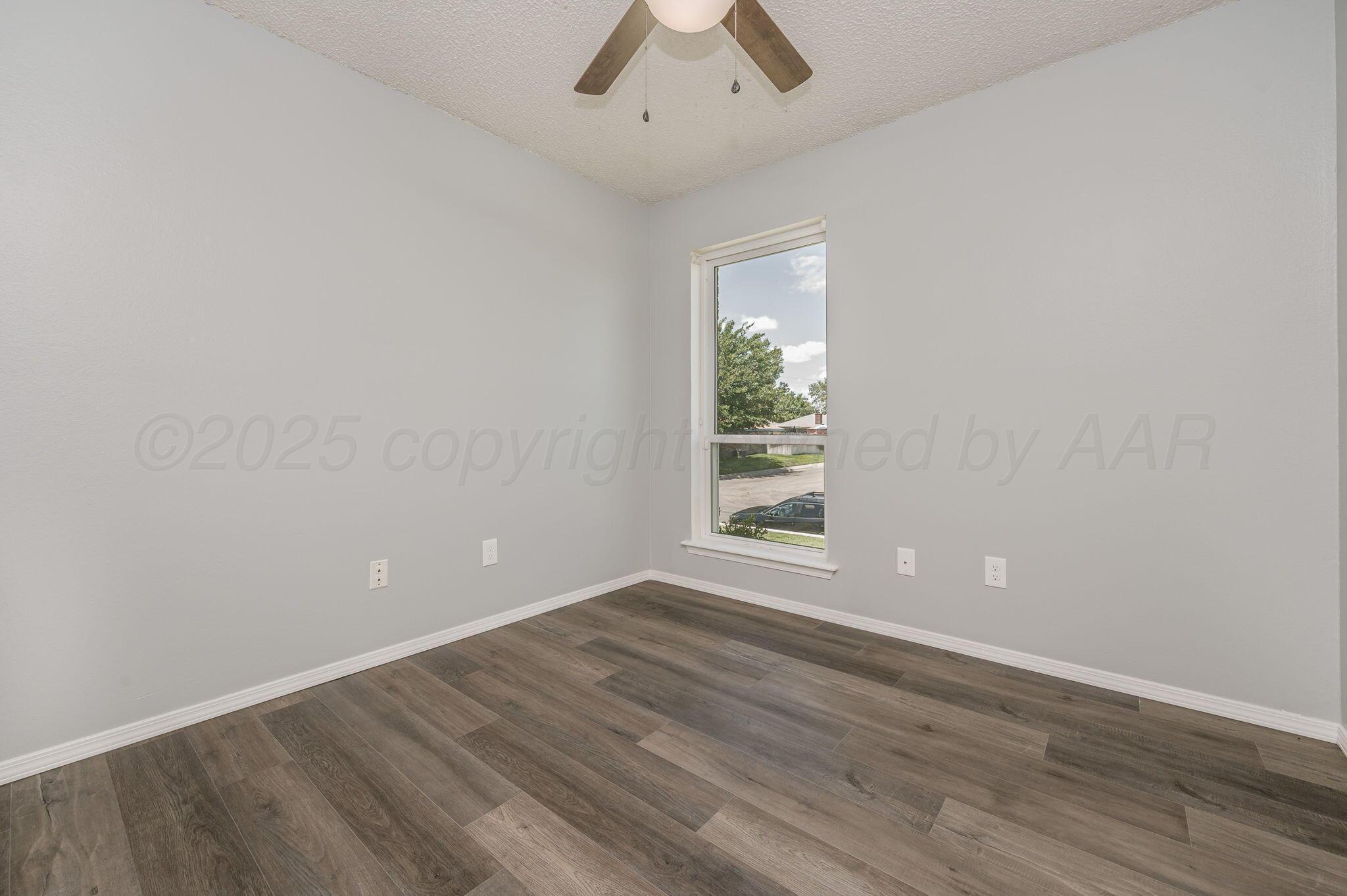 1021 Trinchera Drive Amarillo, TX 79110 - Photo 15 of 21 BEDROOM