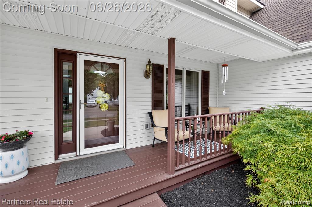 627 West Caledonia Street Howell, MI 48843 - Photo 5 of 66