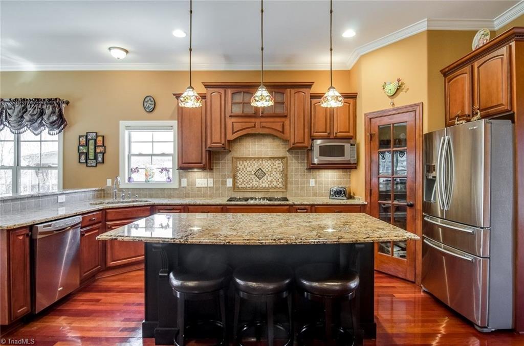 2172 Cherrywood Drive Clemmons, NC 27012 - Photo 7 of 24