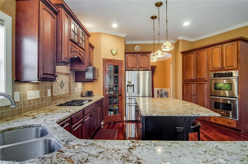 2172 Cherrywood Drive Clemmons, NC 27012 - Photo 9 of 24