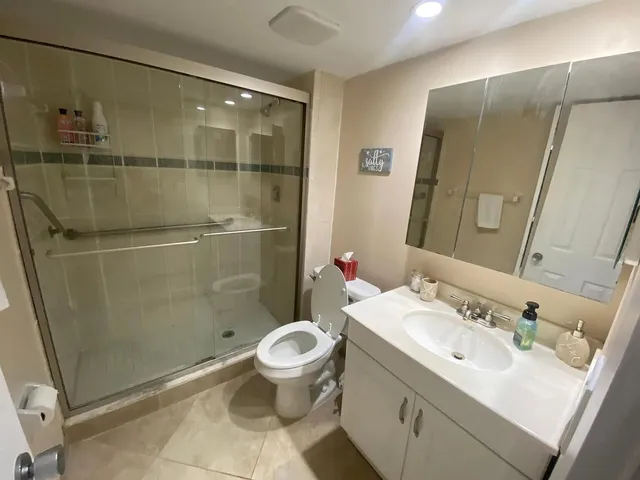 $2,600 | 10102 South Ocean Drive, Unit 401A, Jensen Beach, FL 34957