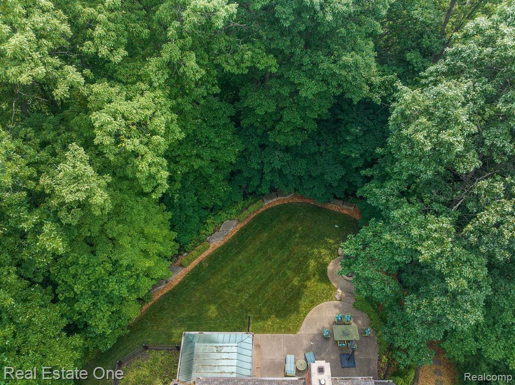 31360 Bingham Road Bingham Farms, MI 48025 - Photo 8 of 66