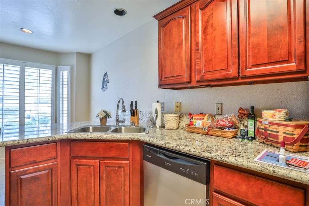 7331 Belpine Place, Unit 30 Rancho Cucamonga, CA 91730 - Photo 10 of 41