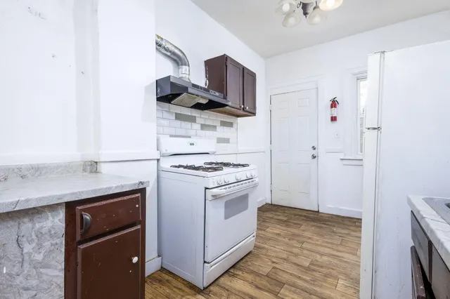 $700 | 1565 West Grand Boulevard, Unit 4, Detroit, MI 48210