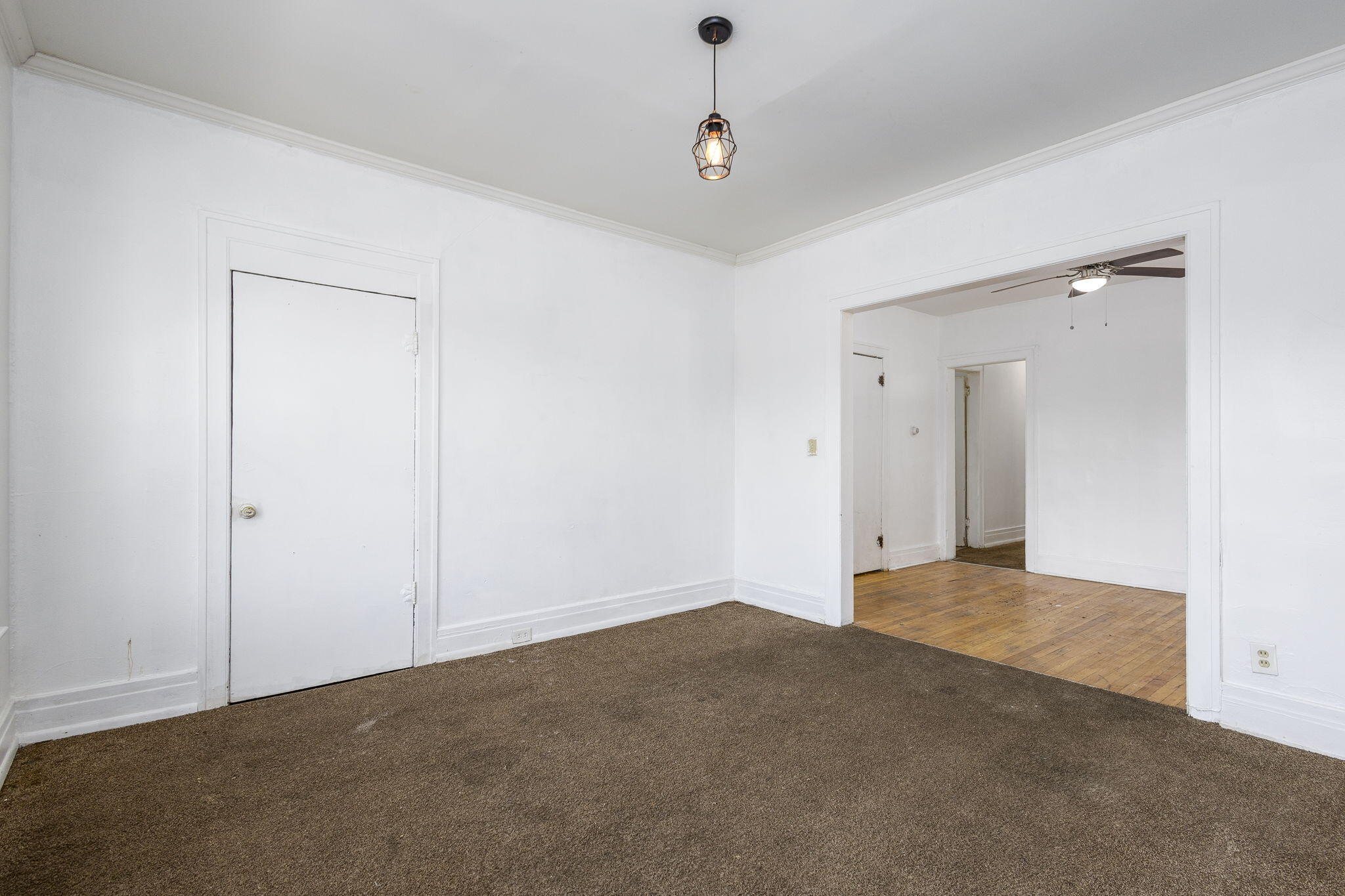 1565 West Grand Boulevard, Unit 4 Detroit, MI 48210 - Photo 9 of 16 7 Living Room v2