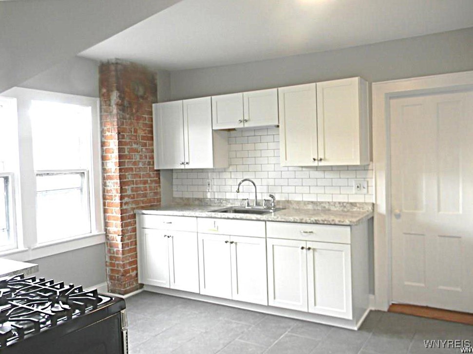 116 College Street Buffalo, NY 14201 - Photo 7 of 15