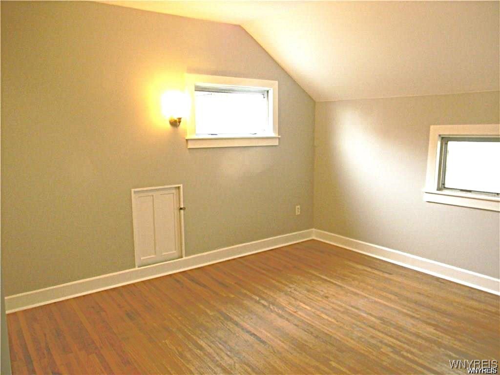 116 College Street Buffalo, NY 14201 - Photo 10 of 15 Bedroom