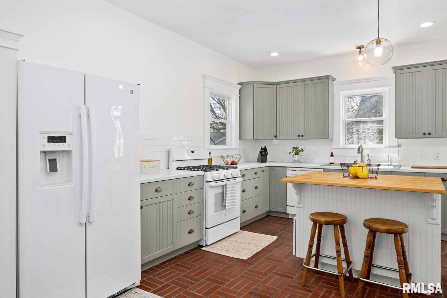 320 North Hanover Street Metamora, IL 61548 - Photo 16 of 56