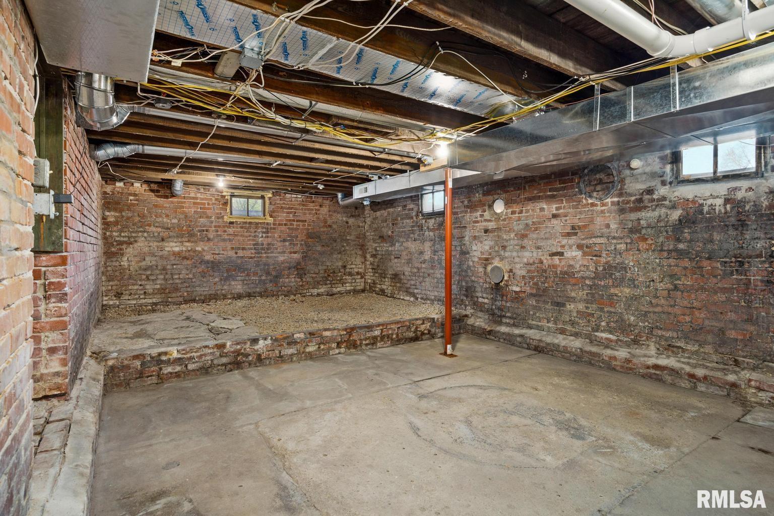 320 North Hanover Street Metamora, IL 61548 - Photo 37 of 56