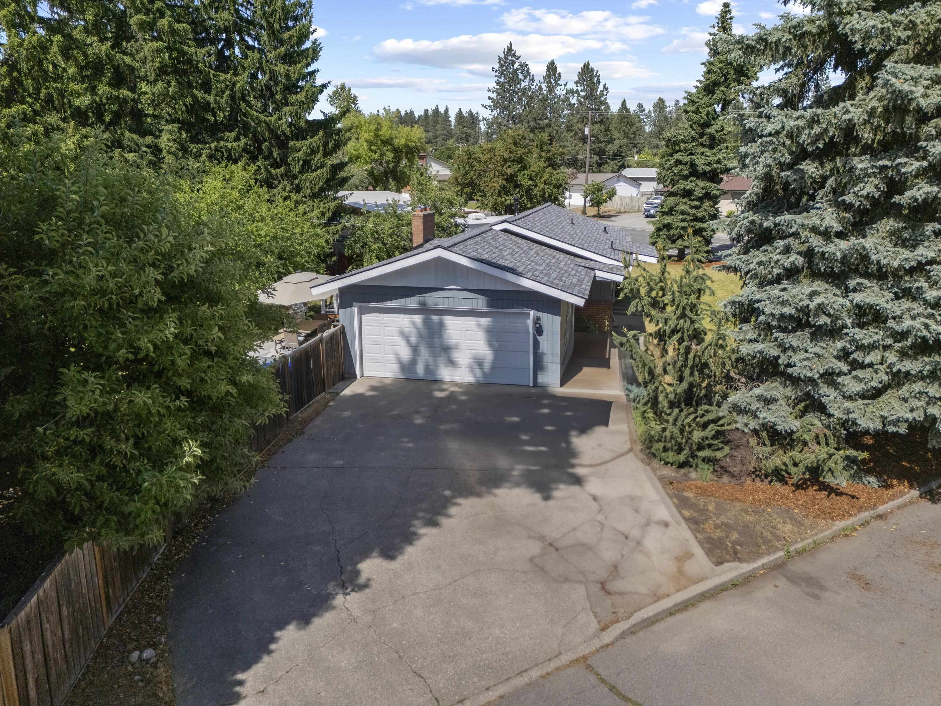 2620 South Pines Road Spokane Valley, WA 99206 - Photo 3 of 40
