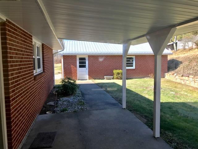 7918 Dunlap Creek Road Covington, VA 24426 - Photo 15 of 26 Porch
