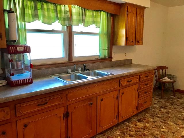 7918 Dunlap Creek Road Covington, VA 24426 - Photo 6 of 26 Kitchen