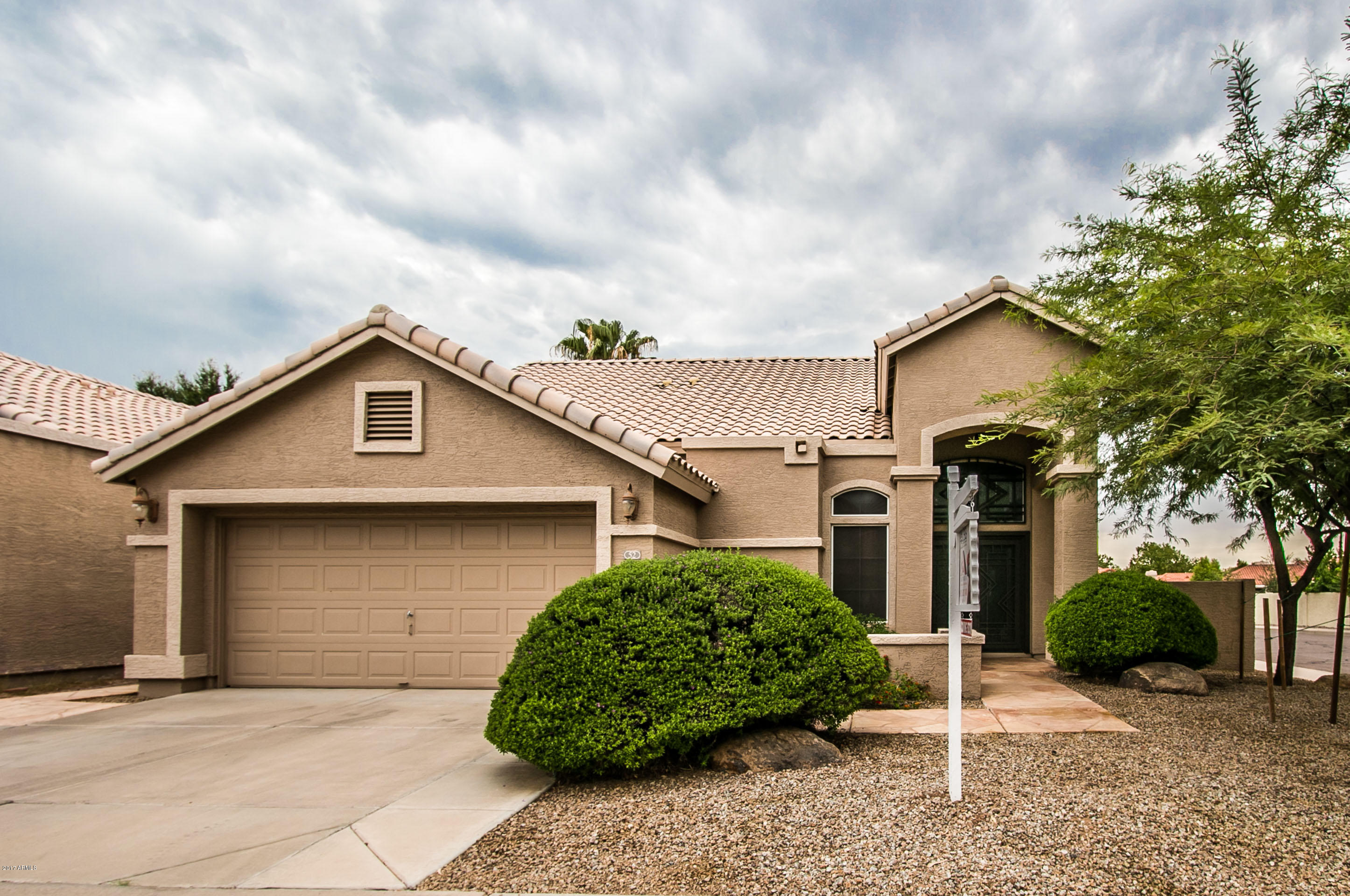 52 West El Freda Road Tempe, AZ 85284 - Photo 2 of 44 W EL FREDA -2