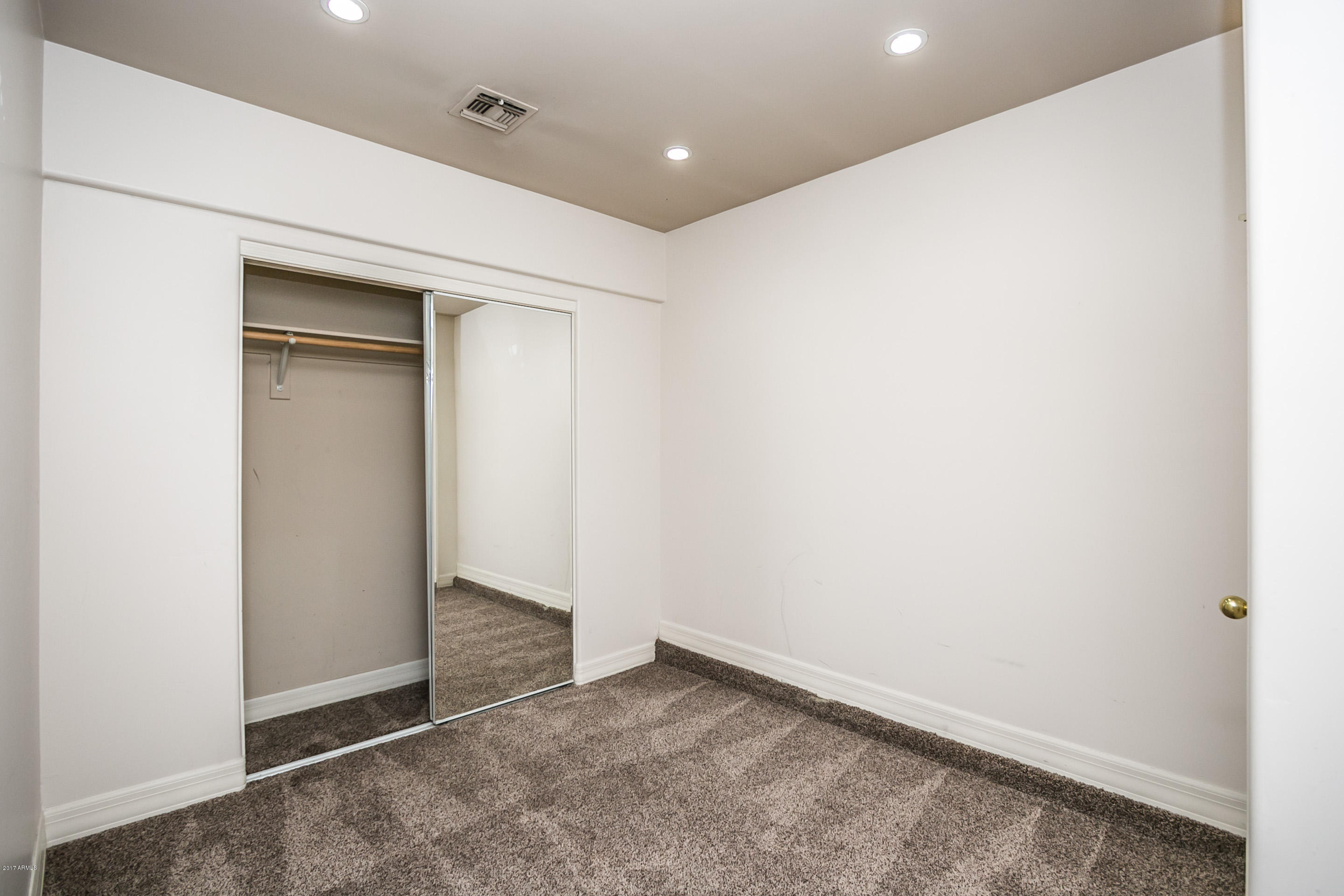 52 West El Freda Road Tempe, AZ 85284 - Photo 23 of 44 W EL FREDA -23