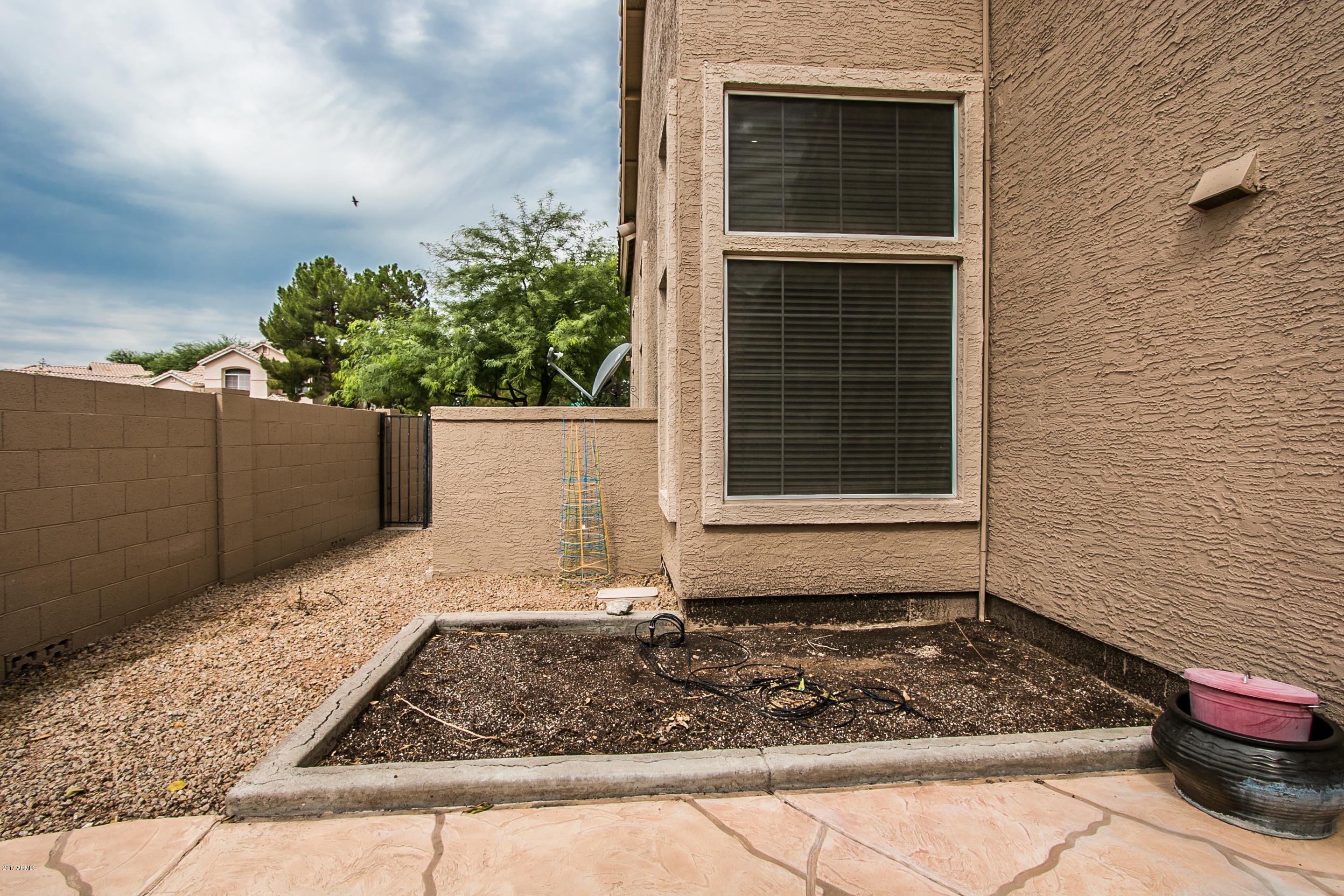 52 West El Freda Road Tempe, AZ 85284 - Photo 32 of 44 W EL FREDA -31