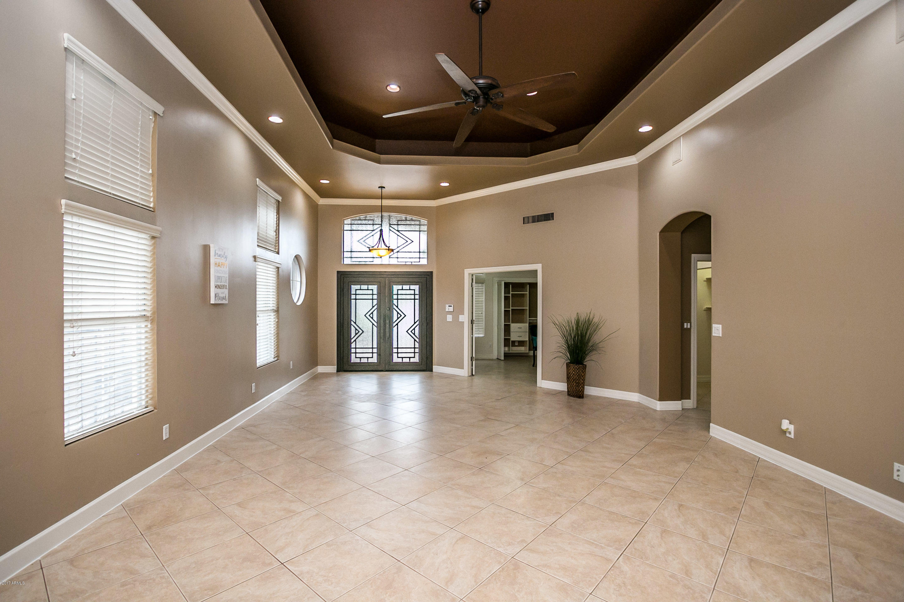 52 West El Freda Road Tempe, AZ 85284 - Photo 5 of 44 W EL FREDA -5