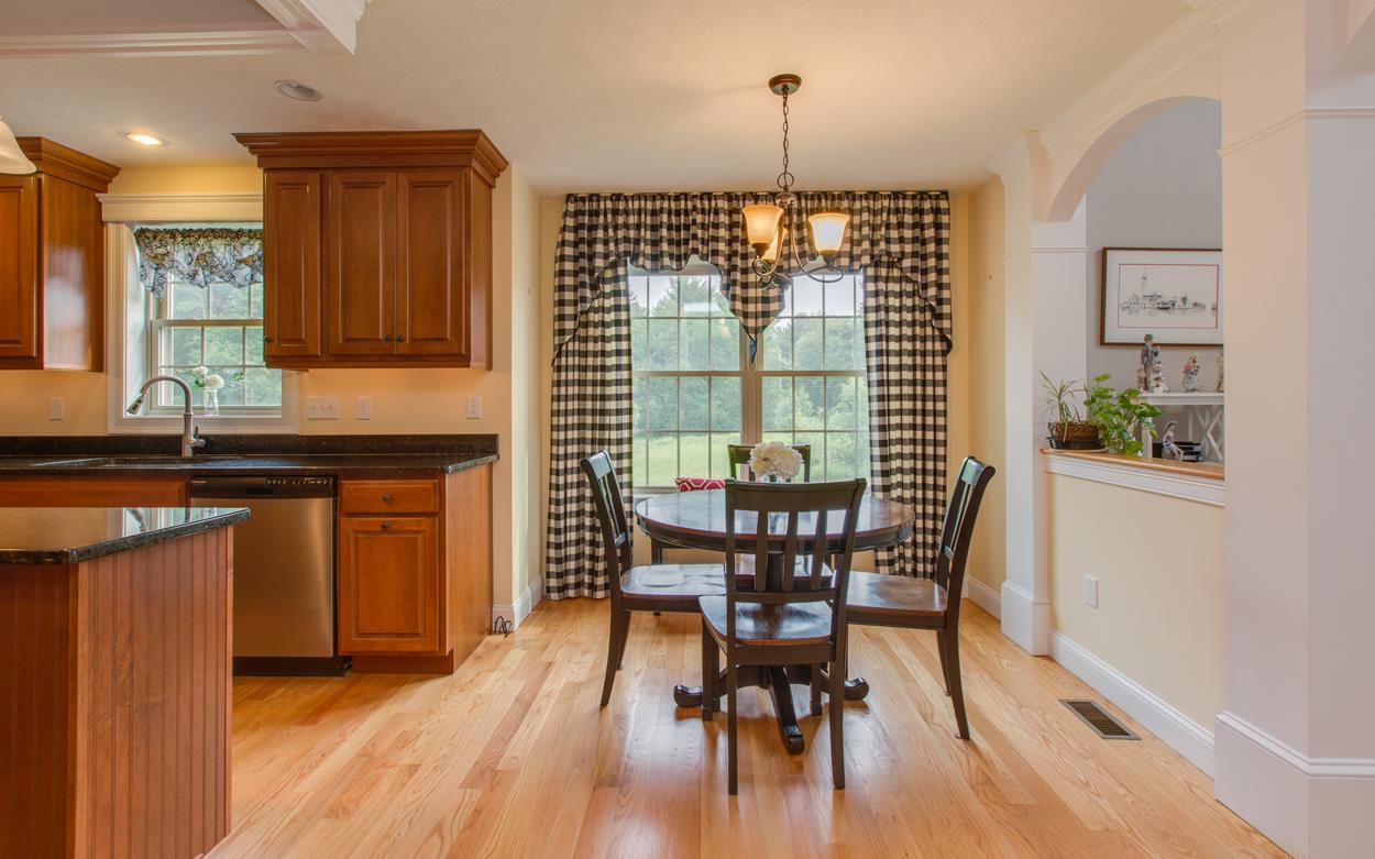 18 Nesmith Road Windham, NH 03087 - Photo 13 of 40