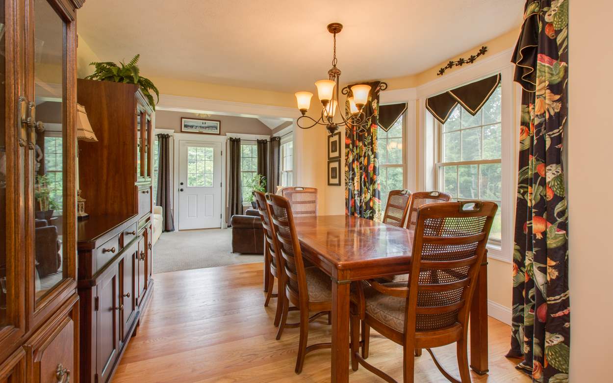 18 Nesmith Road Windham, NH 03087 - Photo 15 of 40