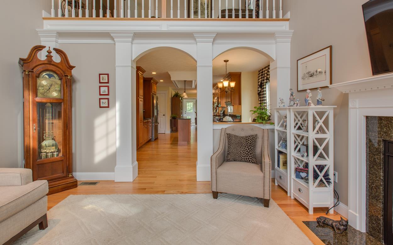 18 Nesmith Road Windham, NH 03087 - Photo 6 of 40
