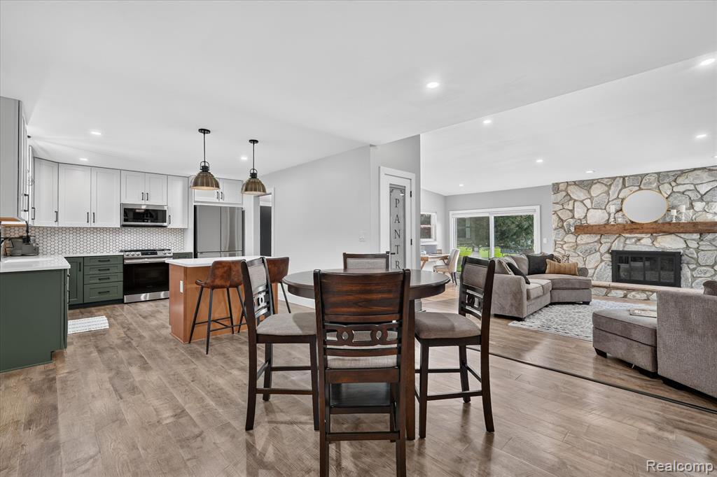 12265 Sharp Road Linden, MI 48451 - Photo 9 of 61 Gallery Image 9