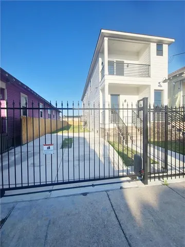 $1,950 | 2535 Frenchmen Street, New Orleans, LA 70119