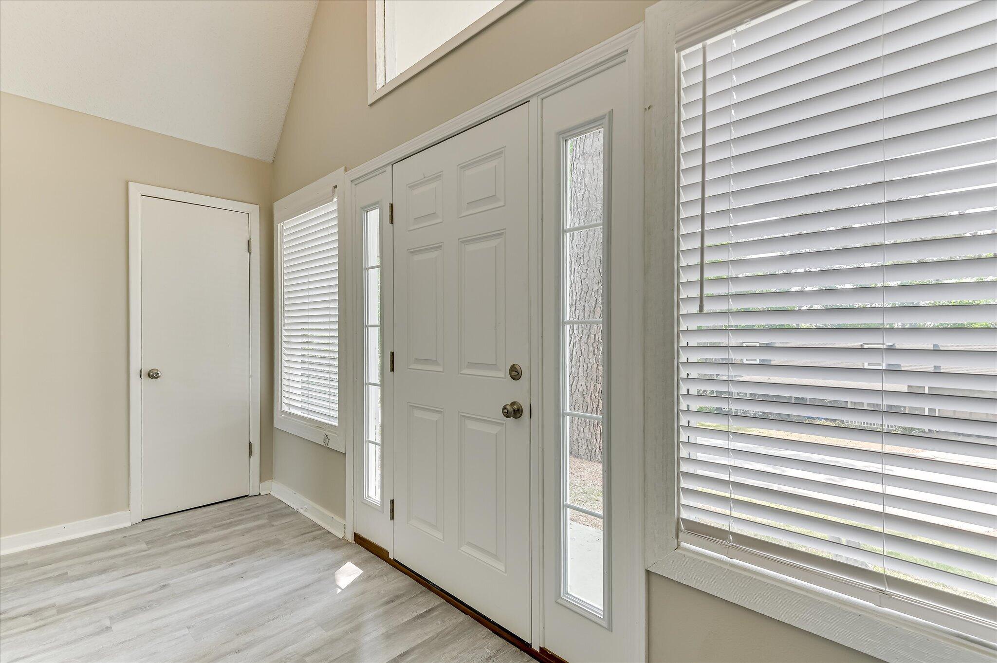 3006 Angela Street Augusta, GA 30907 - Photo 6 of 36 Front Door Foyer