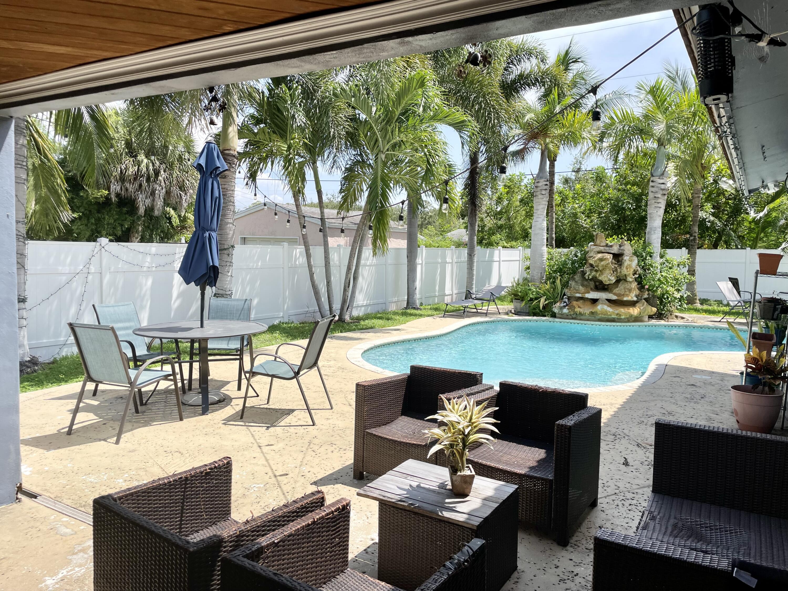 360 Southwest 2nd Street Boca Raton, FL 33432 - Photo 5 of 21 IMG-2216