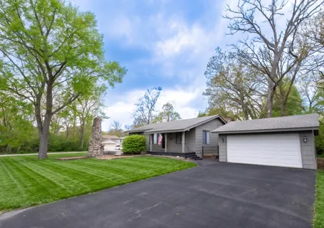 $329,000 | 67 Honeysuckle Drive, Crystal Lake, IL 60014