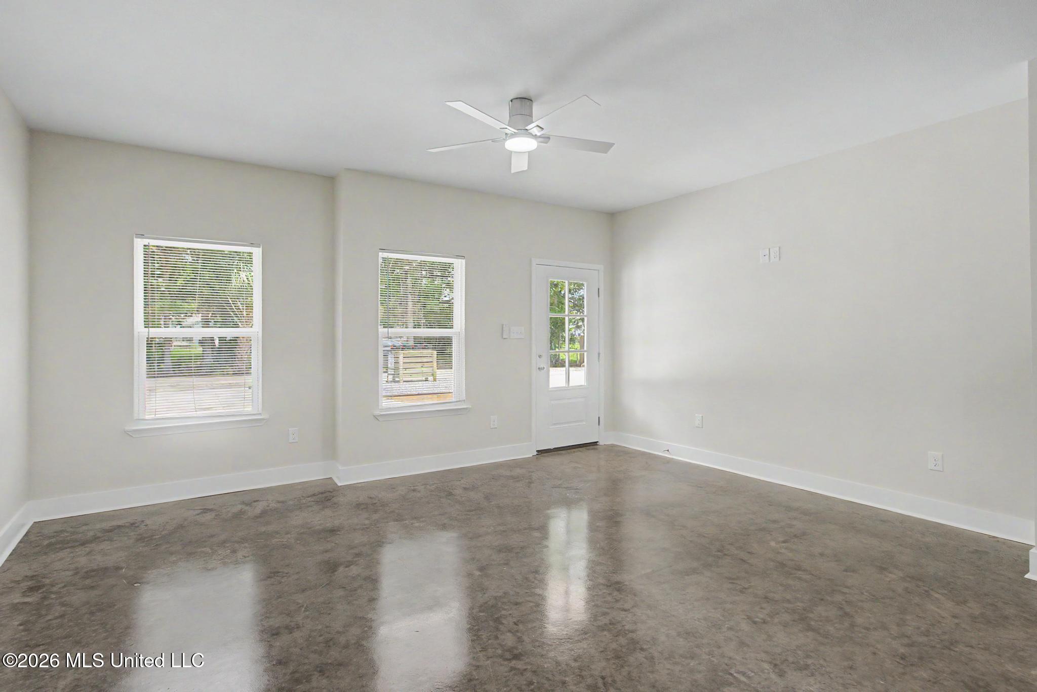 12297 Massachusetts Road, Unit A Ocean Springs, MS 39564 - Photo 2 of 18 IMG_0202
