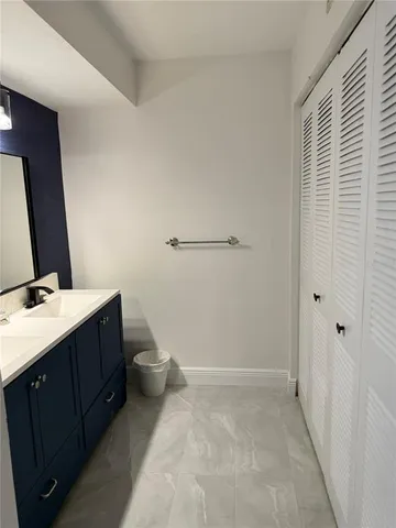 $2,400 | 2599 Dolly Bay Drive, Unit 206, Palm Harbor, FL 34684