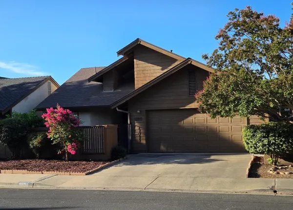 $415,000 | 1804 Oak Leaf Drive, Modesto, CA 95354
