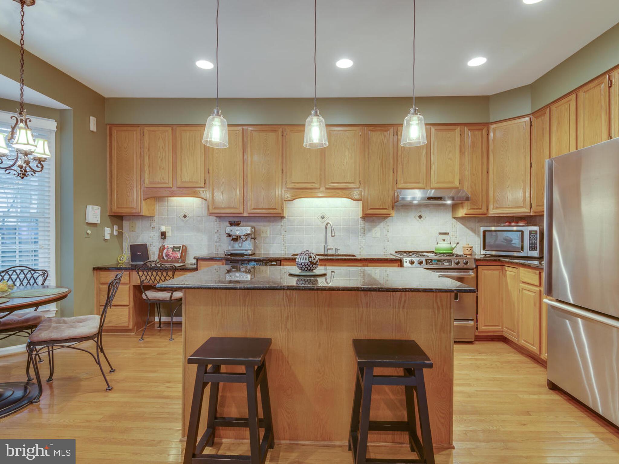 11300 Fairwind Way Reston, VA 20190 - Photo 18 of 53
