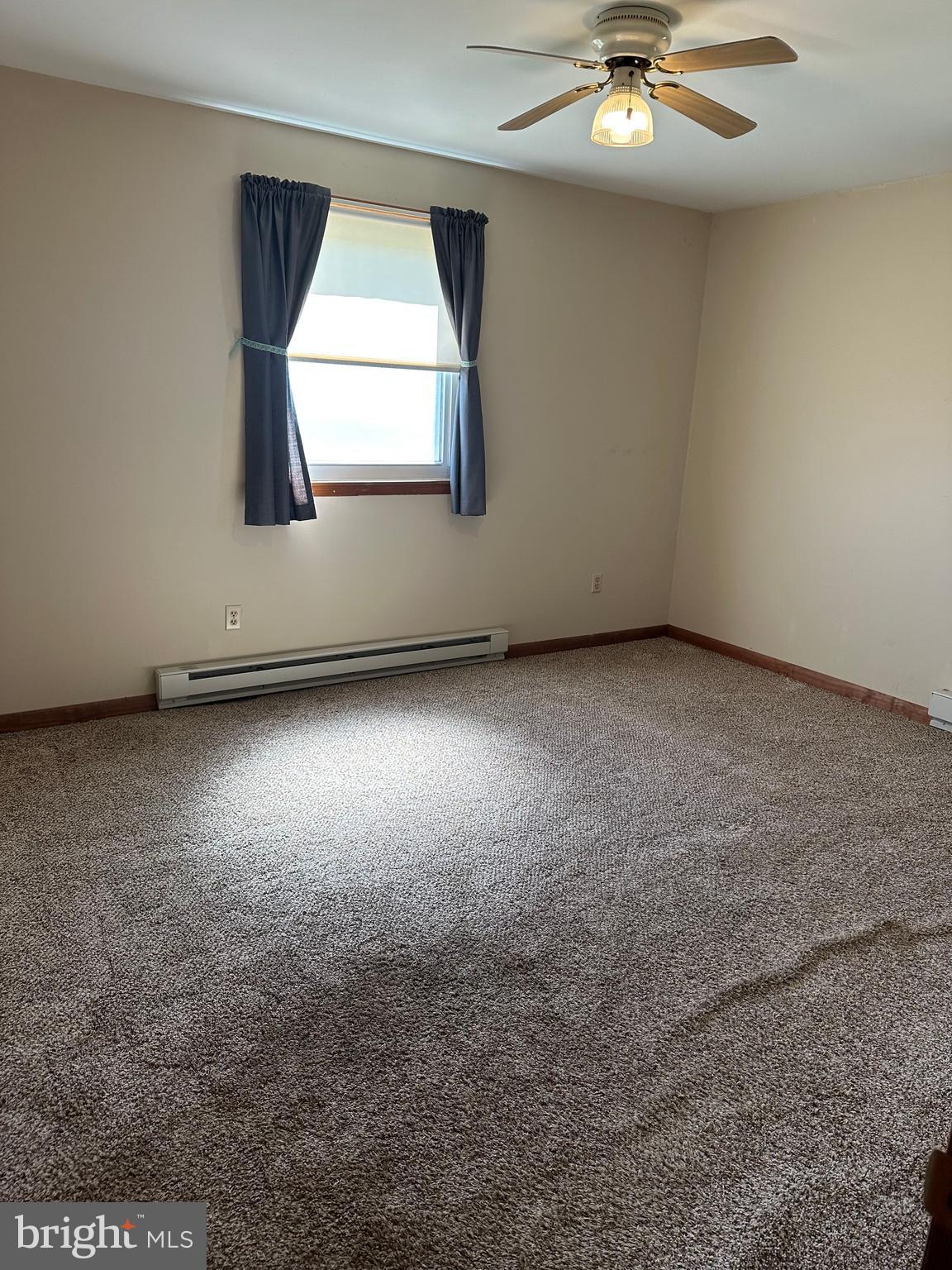 266 Jackson Road Quarryville, PA 17566 - Photo 25 of 32 an empty room with a window
