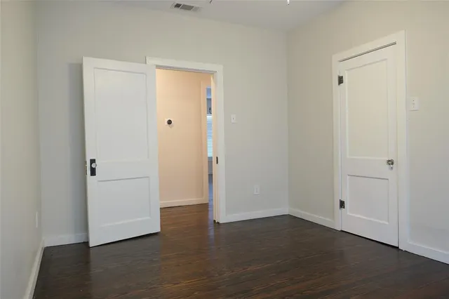 $2,895 | 823 Grandview Avenue, Dallas, TX 75223