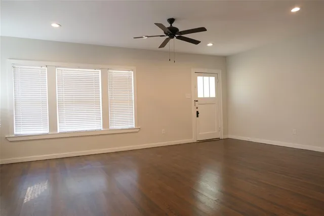 $2,895 | 823 Grandview Avenue, Dallas, TX 75223