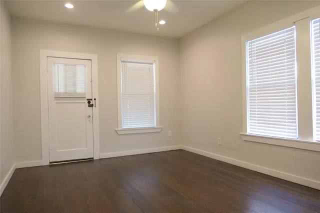 $2,895 | 823 Grandview Avenue, Dallas, TX 75223