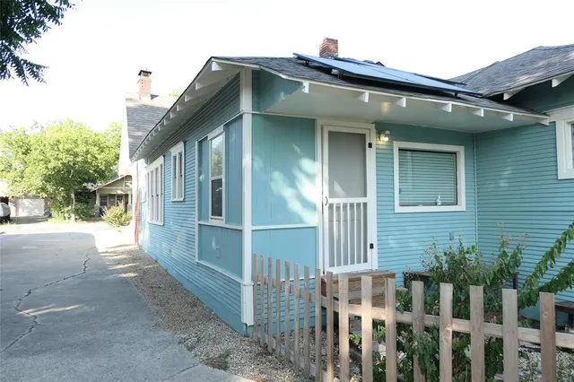 $2,895 | 823 Grandview Avenue, Dallas, TX 75223